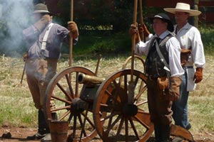 The Mormon Battalion with cannon
